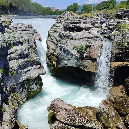 Stari Aerodrom * بودغوريتْسا