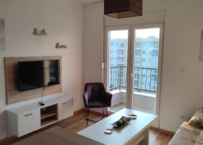 Stari Aerodrom Apartment Podgorica