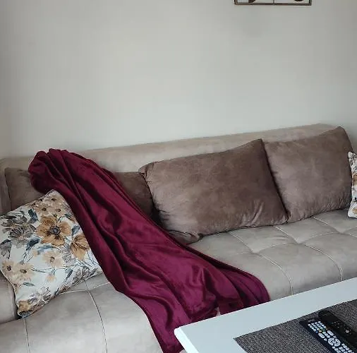 Stari Aerodrom * Podgorica